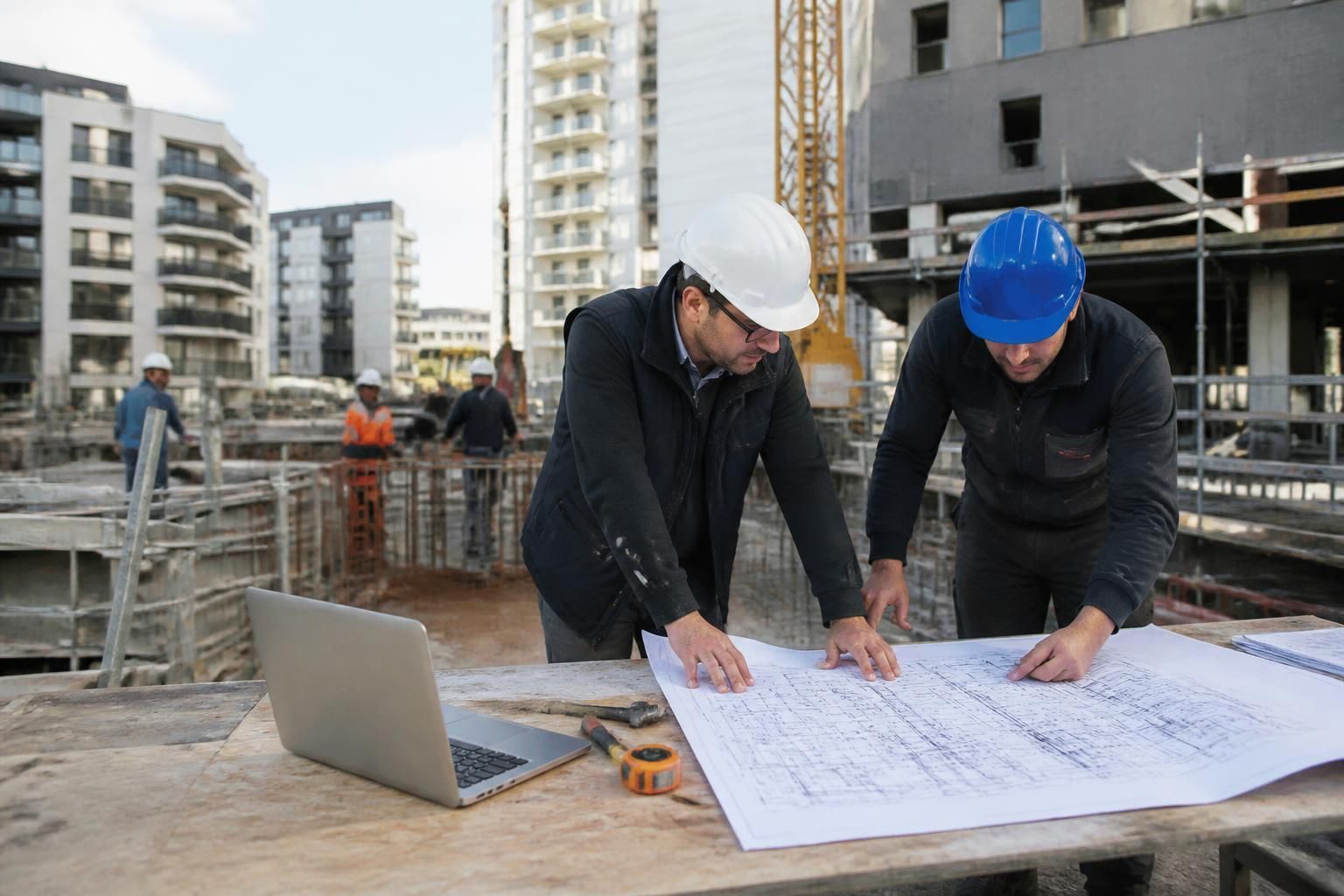 Découvrez tout ce qu'il faut savoir sur la construction et la rénovation avec Jefaisfaire.fr : conseils, astuces et services pour vos projets immobiliers.